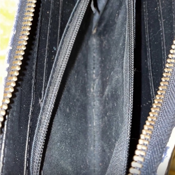 Like Dreams Floral Wallet - Picture 5 of 5